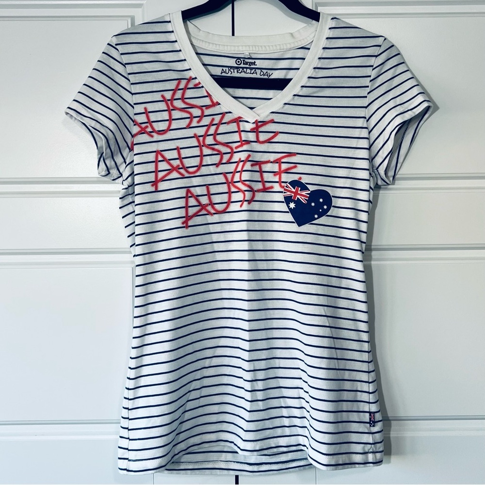 Target Australia Day T-Shirt Striped V-Neck Short Sleeve‎ Top